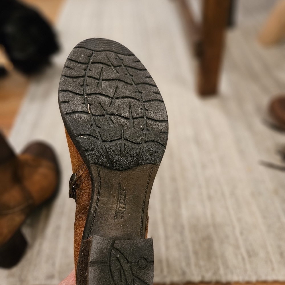 Size 7 Bootie